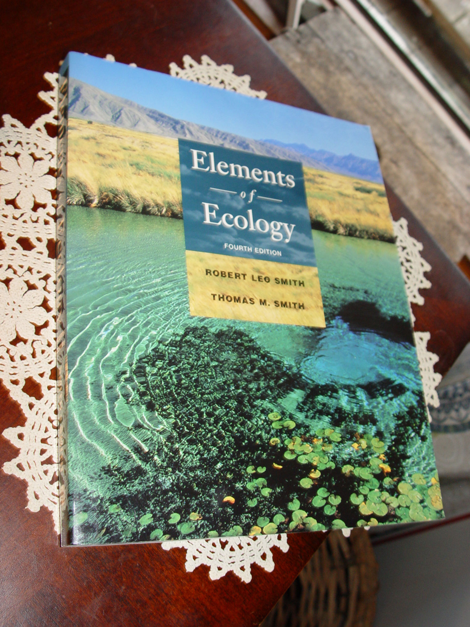 Elements of Ecology 4th Edition 1998 by
                        Robert Leo Smith