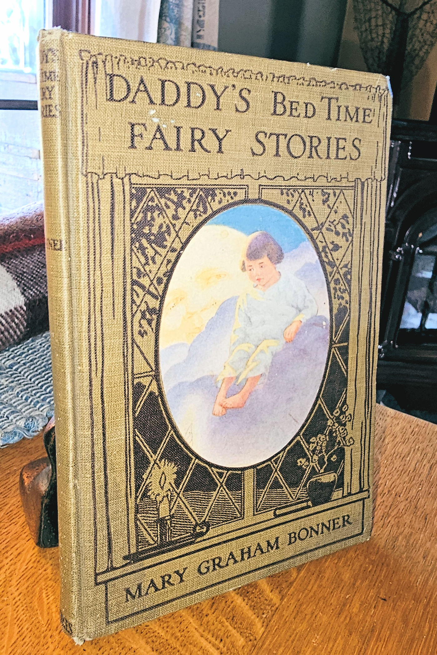 1916 Daddy’s Bedtime Fairy Stories by Mary
Graham Bonner | Scarce