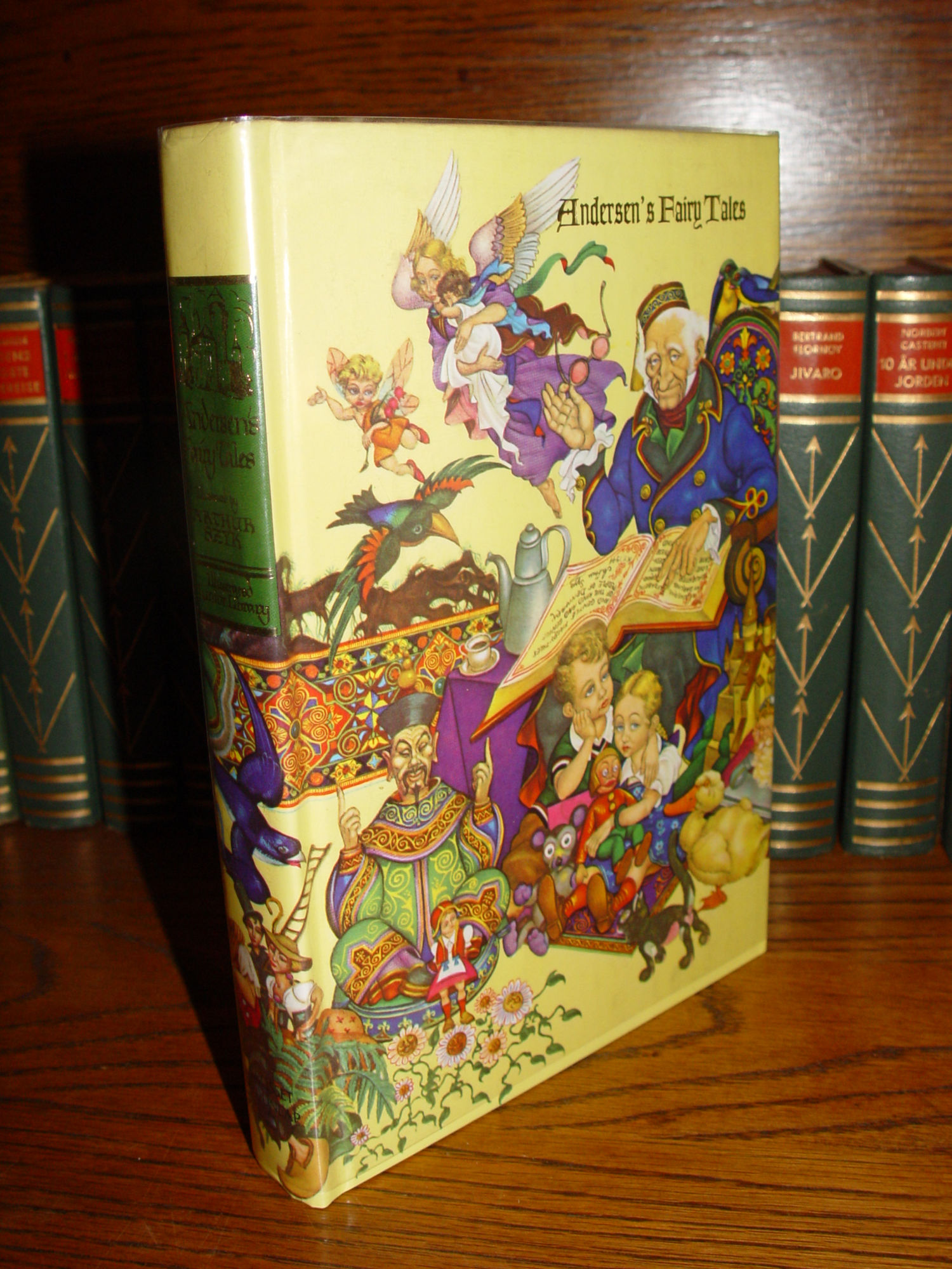 Andersen's Fairy Tales 1994 by Hans Christian
                Andersen