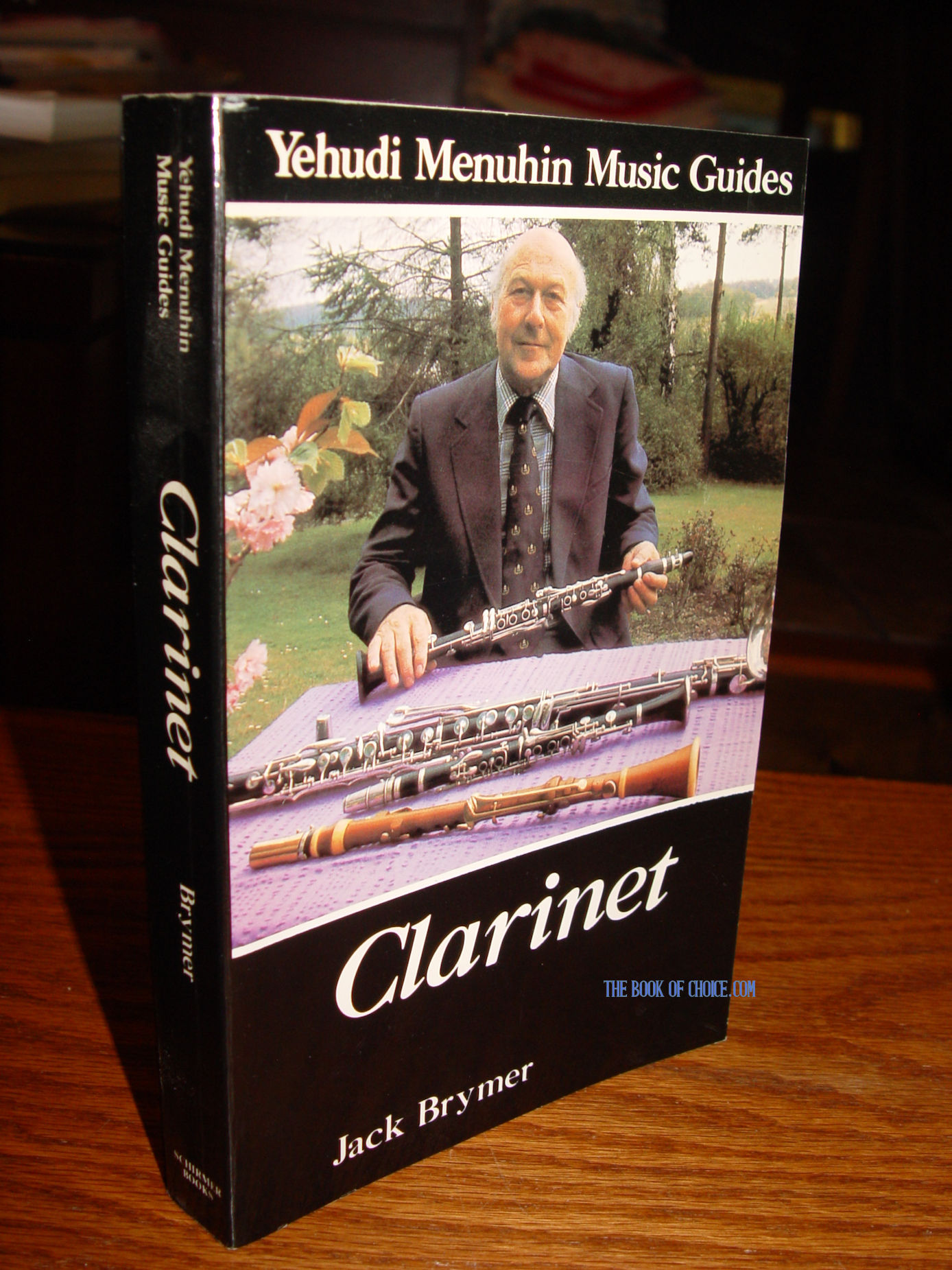 Clarinet; Yehudi Menuhin Music Guides 1977
                        Jack Brymer