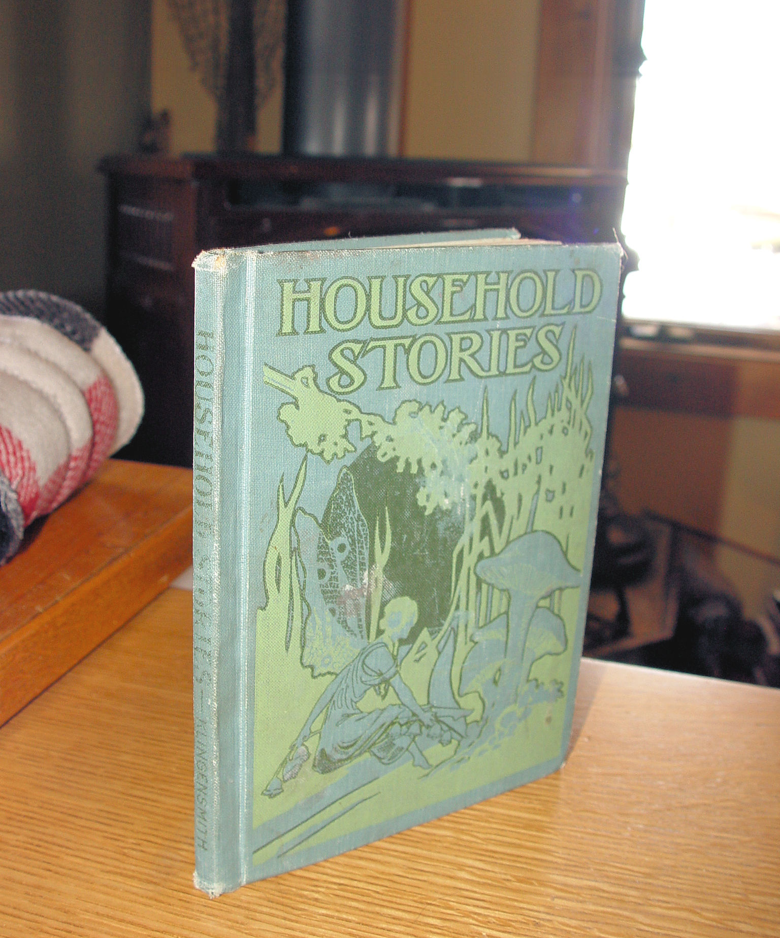 Household Stories for Little Readers 1901
                        by Annie Klingensmith A Flanagan