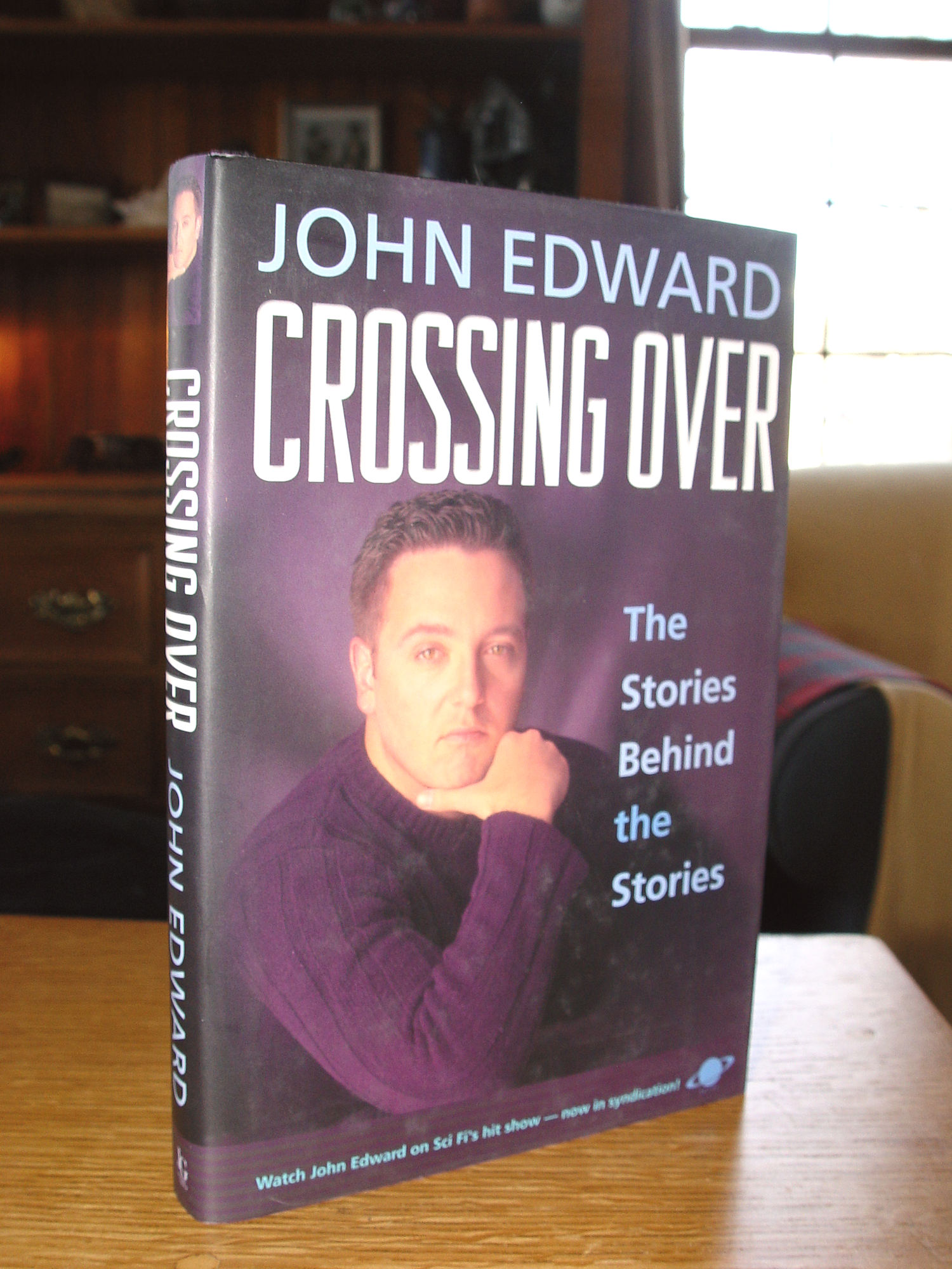 Crossing Over: The Stories Behind the
                        Stories - Hardcover John Edward